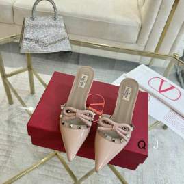 Picture of Valentino Shoes _SKUValentinosz35-406CMJ110120236